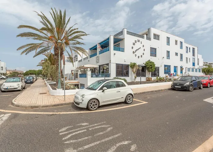 Penthouse Con Jacuzzi * Costa Teguise