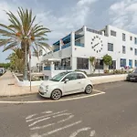 Penthouse Con Jacuzzi * Costa Teguise