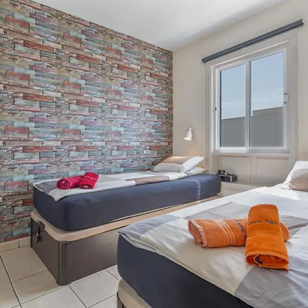 Penthouse Con Jacuzzi * Costa Teguise